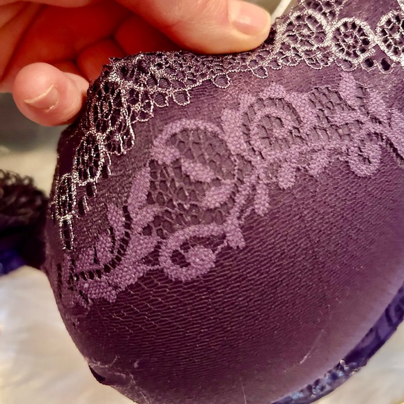 DKNY !! - Picture 14 of 16